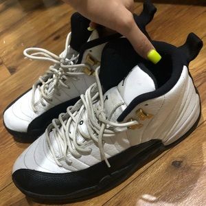 jordan 12 taxi